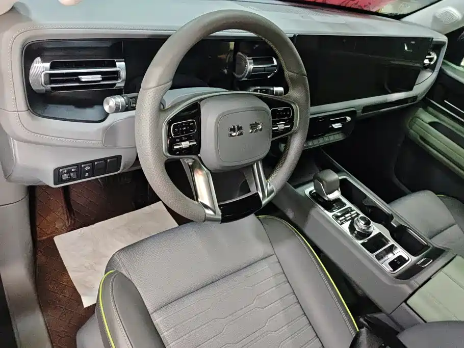 BAIC BJ40 2024 — фото 12