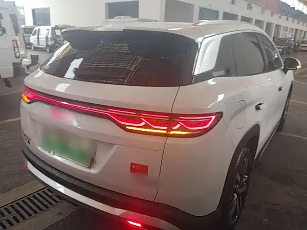 BYD Song L DM-i 2024
