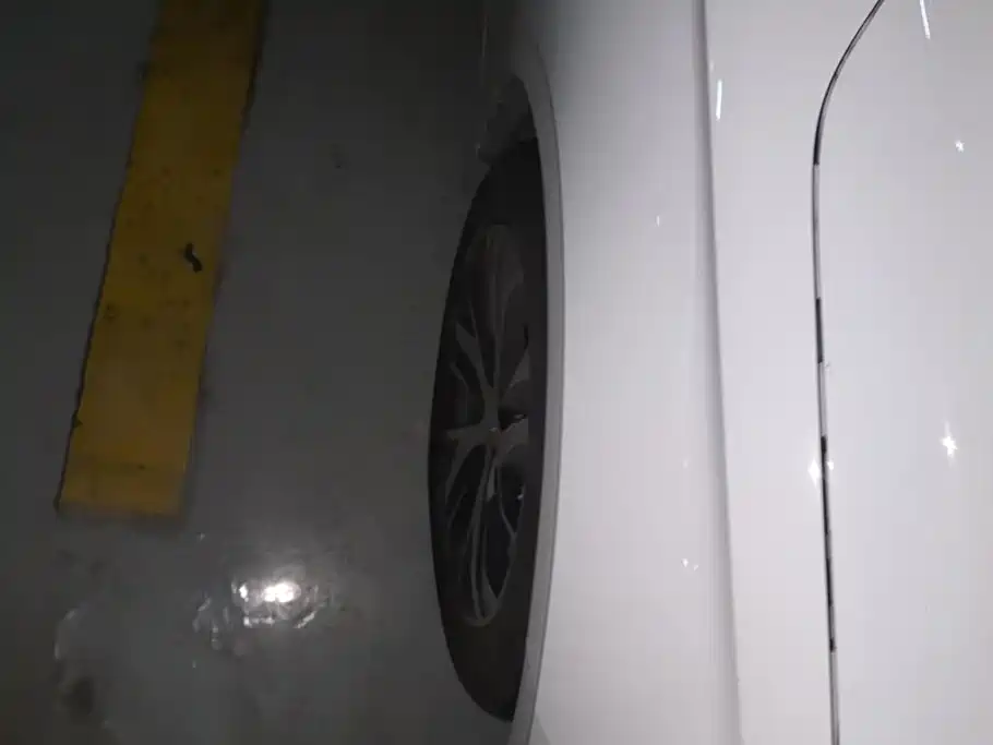 Geely Emgrand 2023