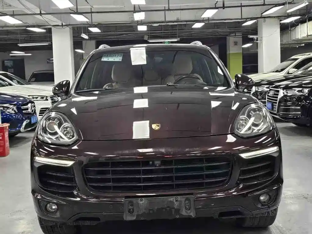 Porsche Cayenne 2015 — фото 2