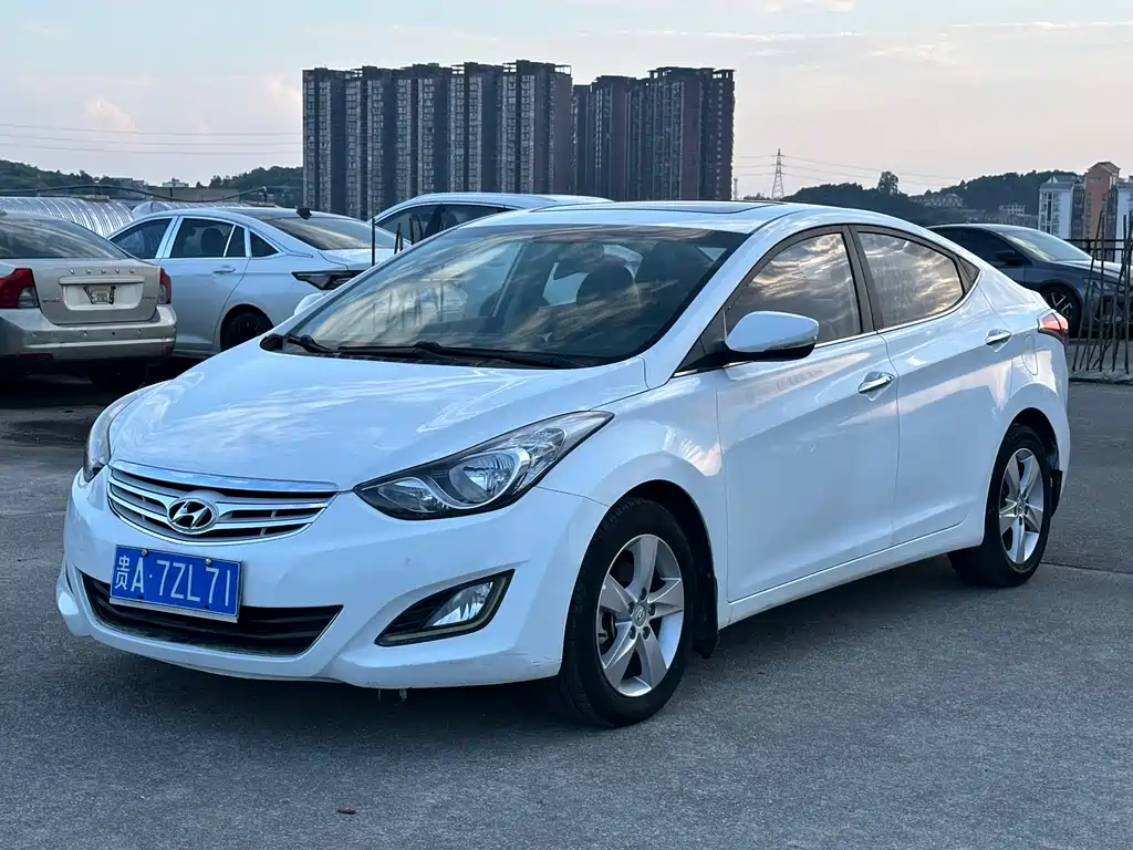 Hyundai Elantra Langdong 2014 — фото 1