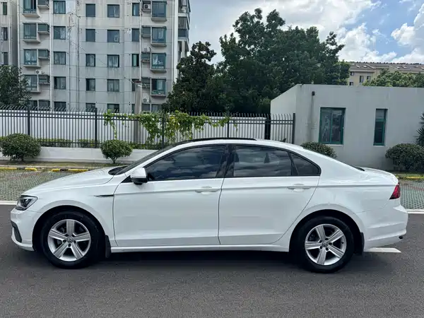 Volkswagen Lamando 2020