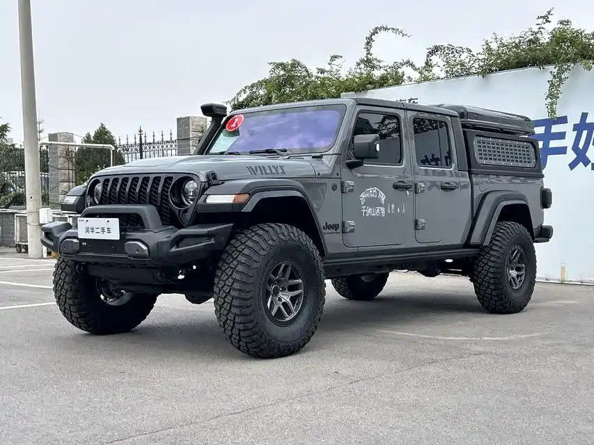 Jeep Gladiator 2025