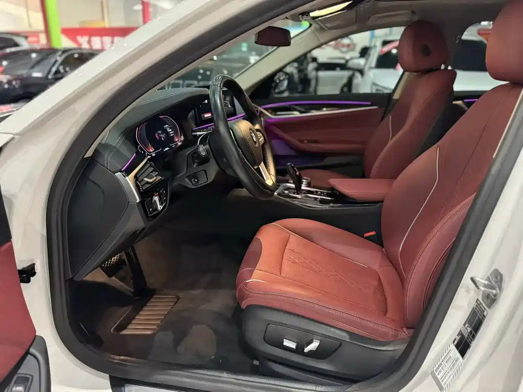 BMW 5 Series 2022