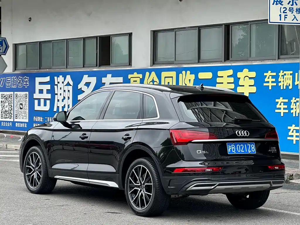 Audi Q5L 2024 — фото 10