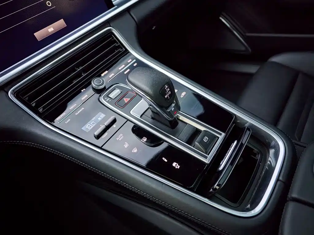 Porsche Panamera 2023 — фото 15