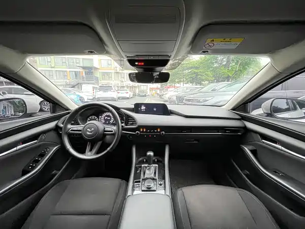Mazda 3 Axela 2020