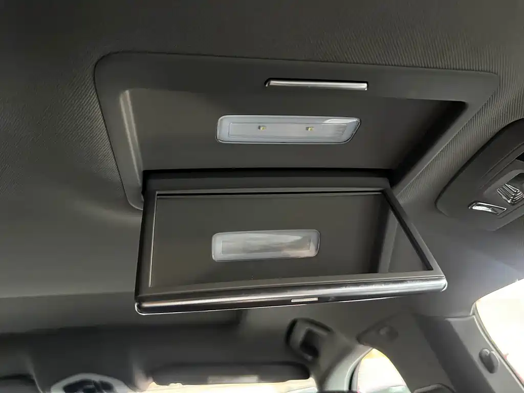 Porsche Panamera 2015 — фото 21