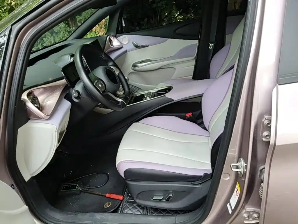 BYD Dolphin 2022 — фото 15