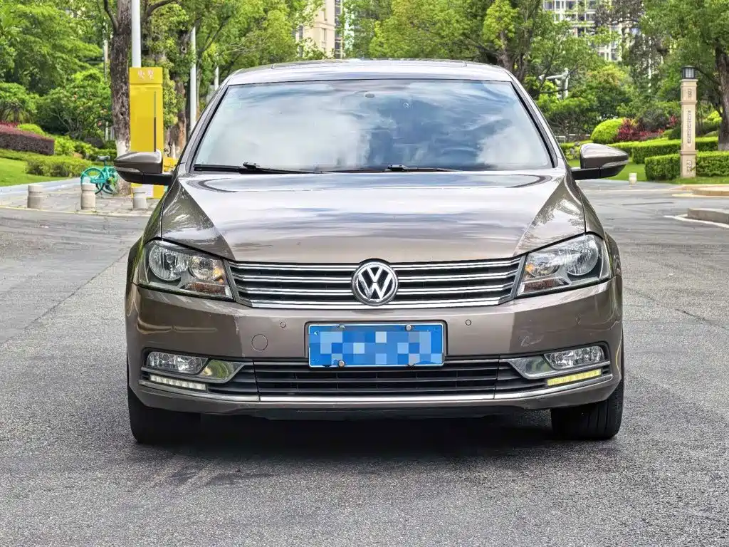 Volkswagen Magotan 2015
