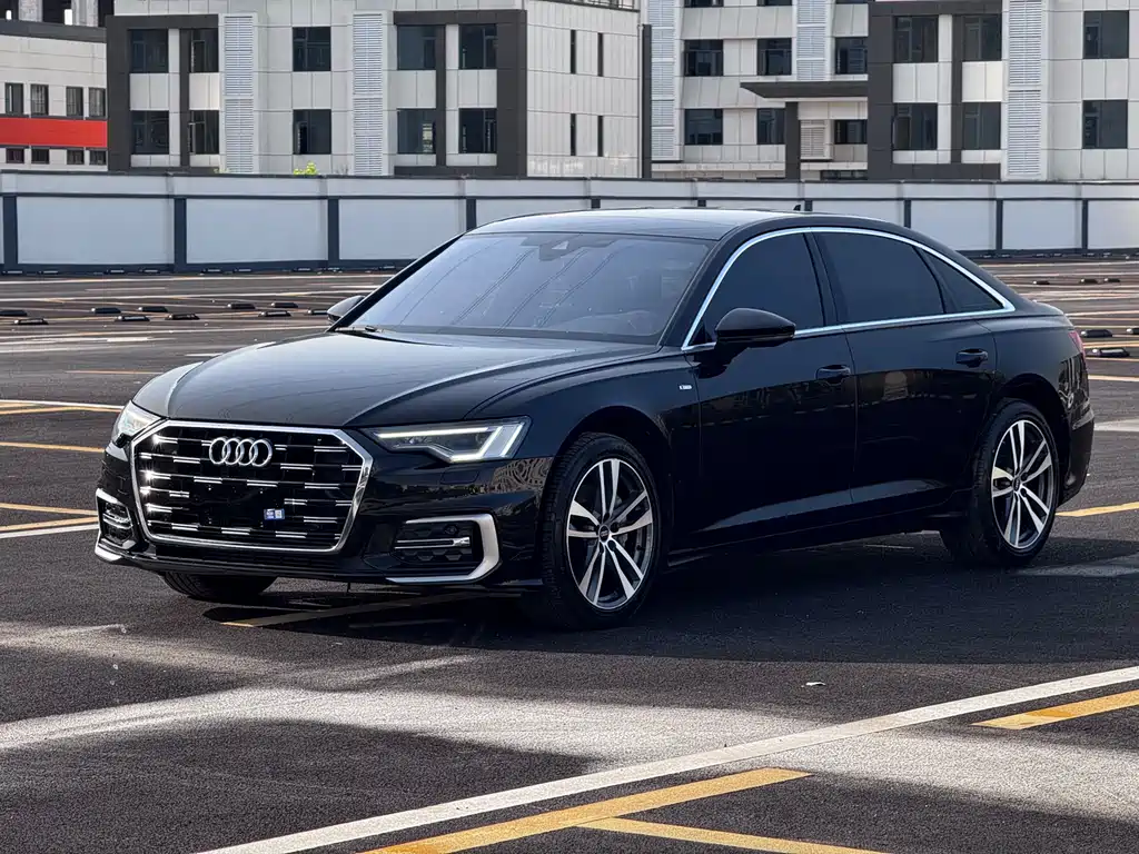 Audi A6L 2023 — фото 1