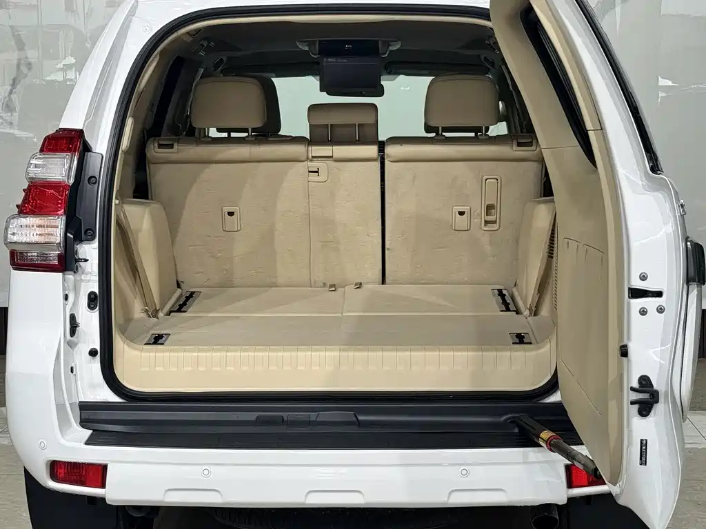Toyota Prado 2015 — фото 21