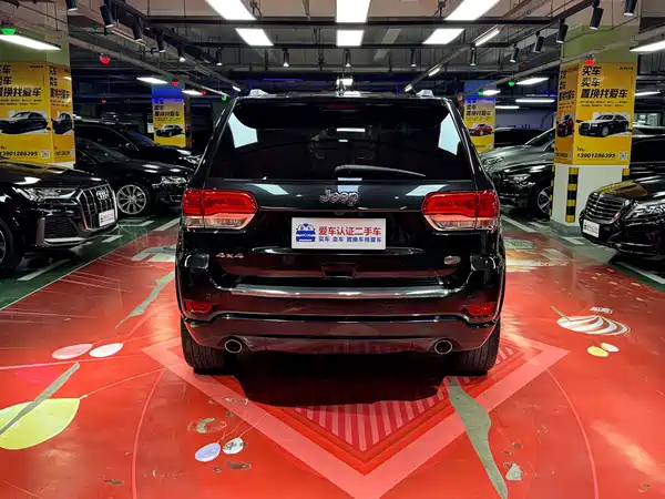 Jeep Grand Cherokee 2016