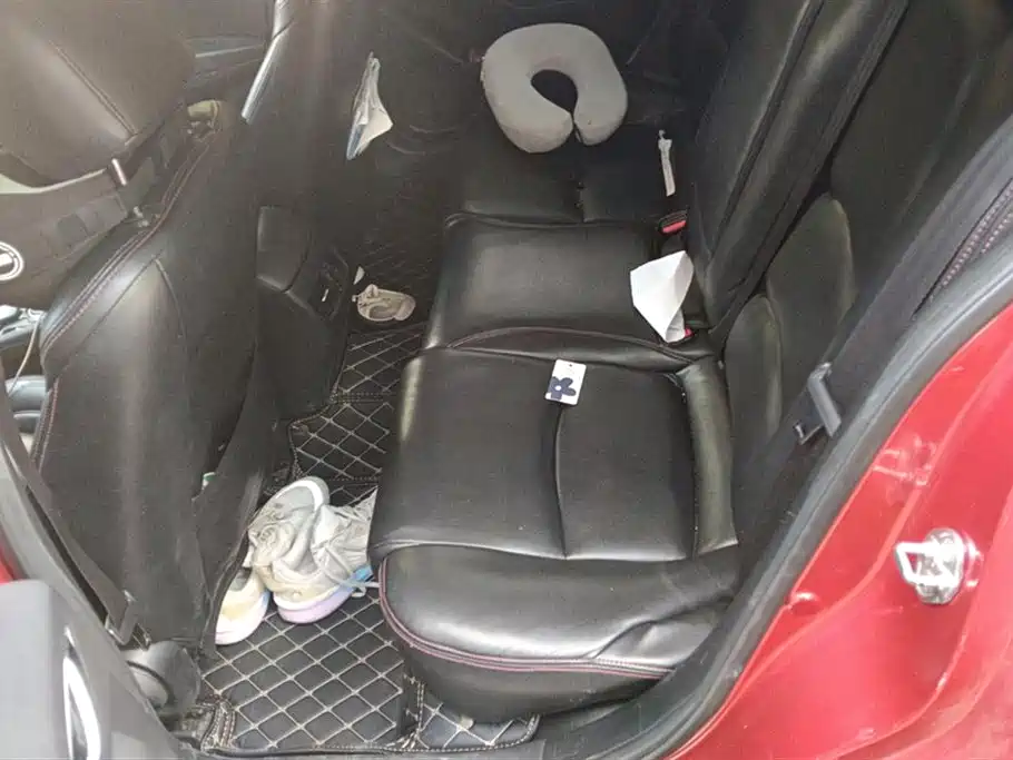 Mazda 3 Axela 2017 — фото 11