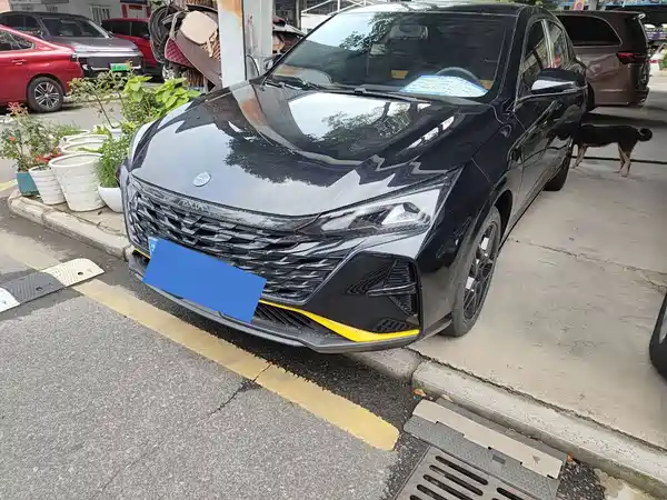 Dongfeng Yixuan 2023