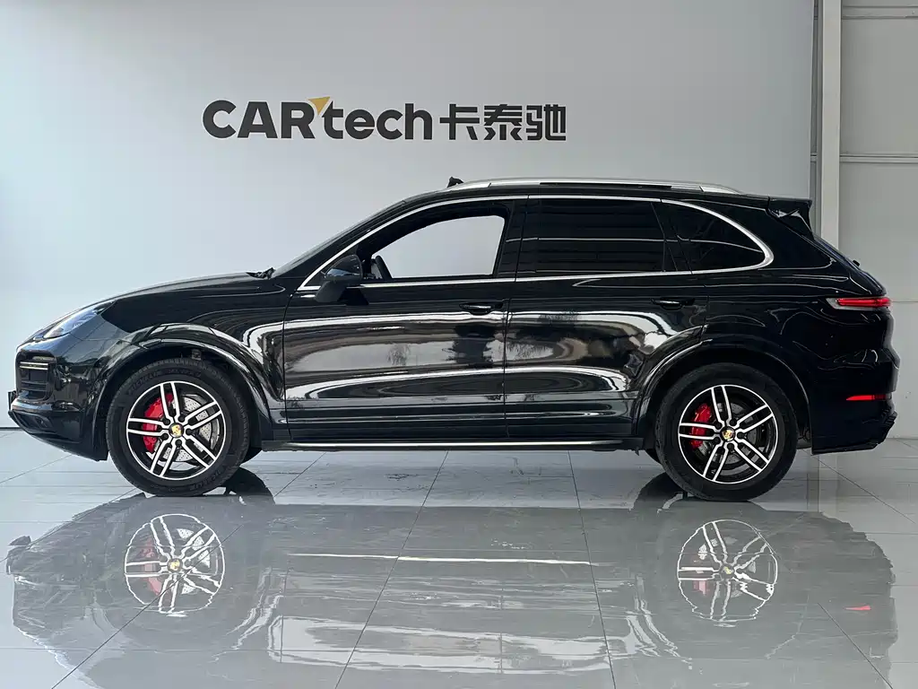 Porsche Cayenne 2012 — фото 13