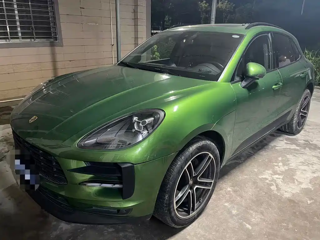 Porsche Macan 2019 — фото 1