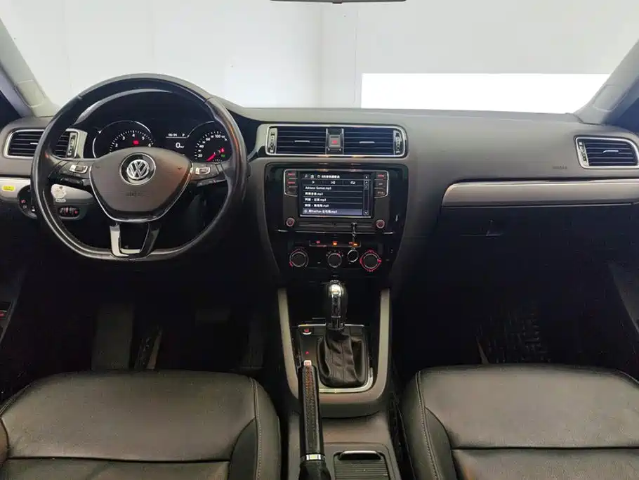 Volkswagen Sagitar 2018 — фото 12
