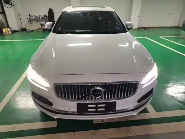 Volvo S90 2020