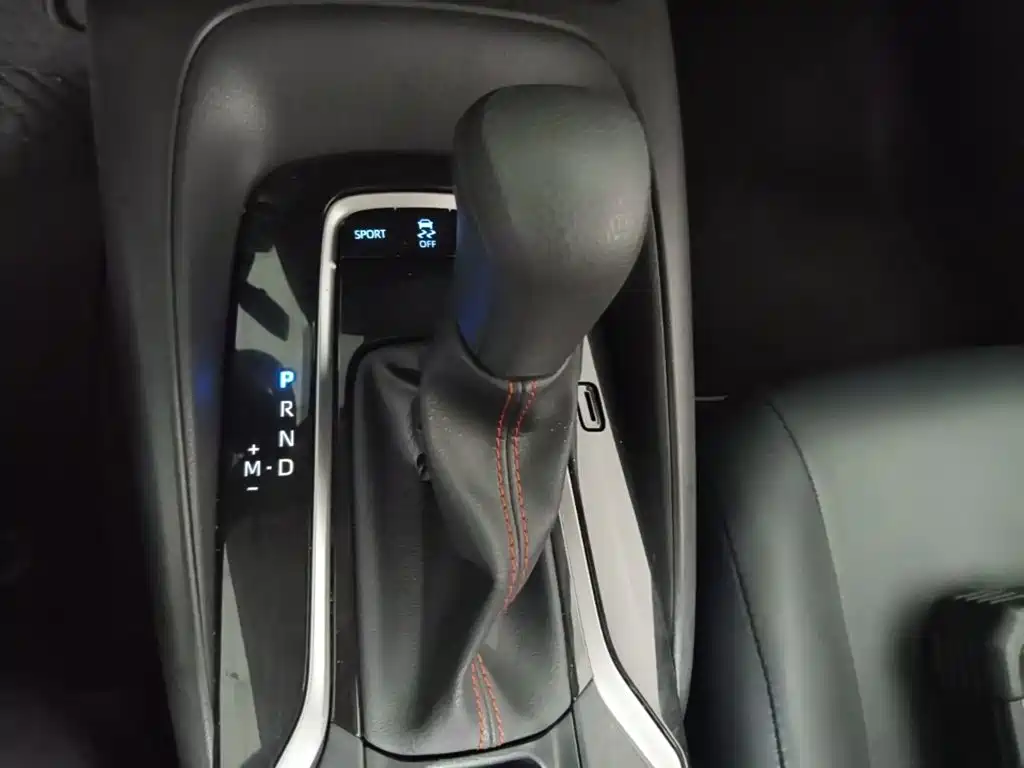 Toyota Corolla 2023 — фото 14