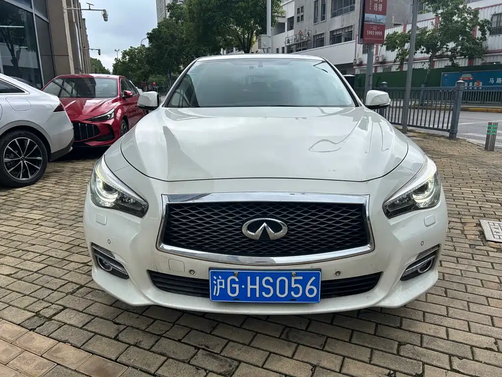 Infiniti Q50L 2017 — фото 2