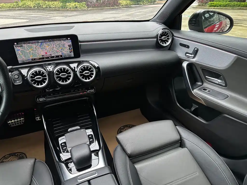 Mercedes-Benz A-Class AMG 2020 — фото 15