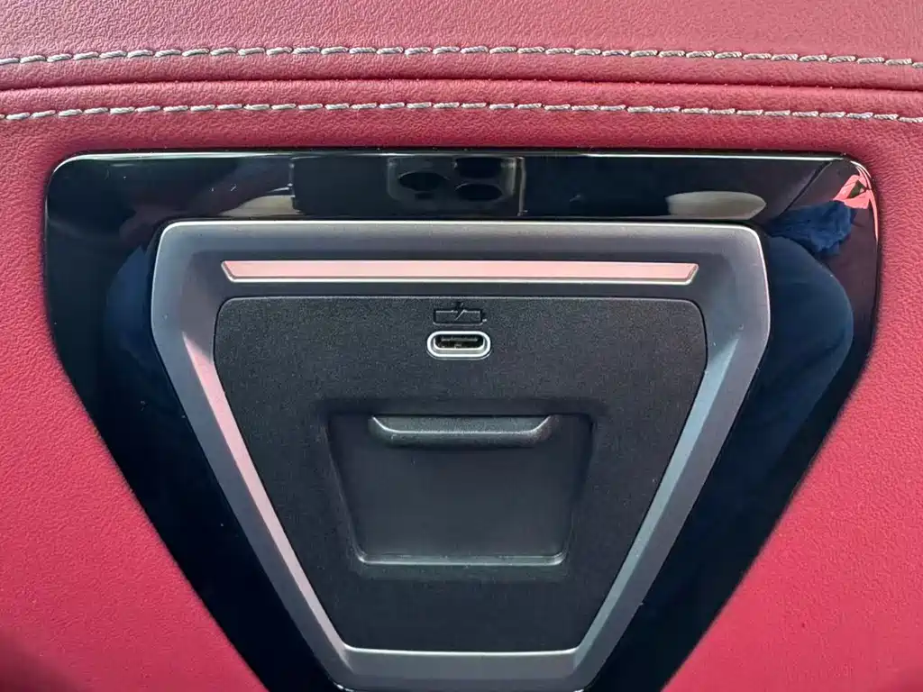 BMW i5 2025 — фото 11