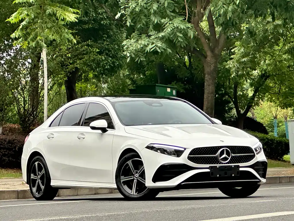 Mercedes-Benz A-Class 2025 — фото 5