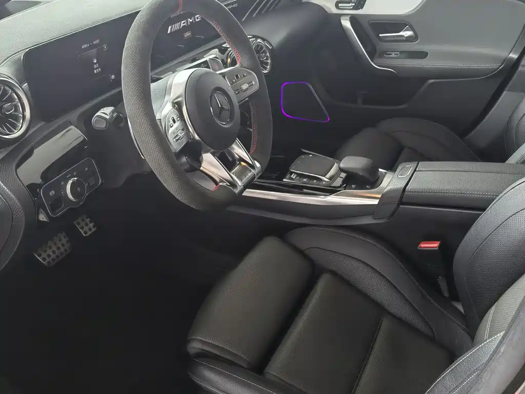 Mercedes-Benz CLA AMG 2023