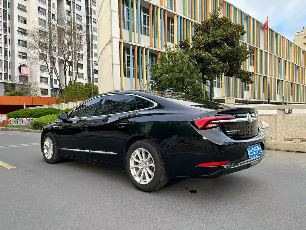 Buick LaCrosse 2023 — фото 6