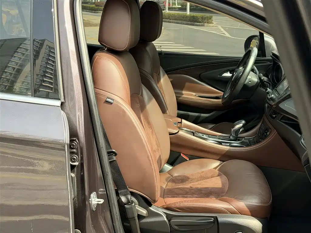 Buick Envision Plus 2016 — фото 25