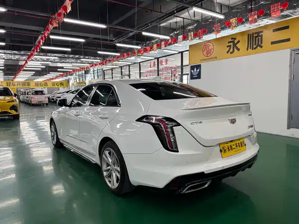Cadillac CT4 2020