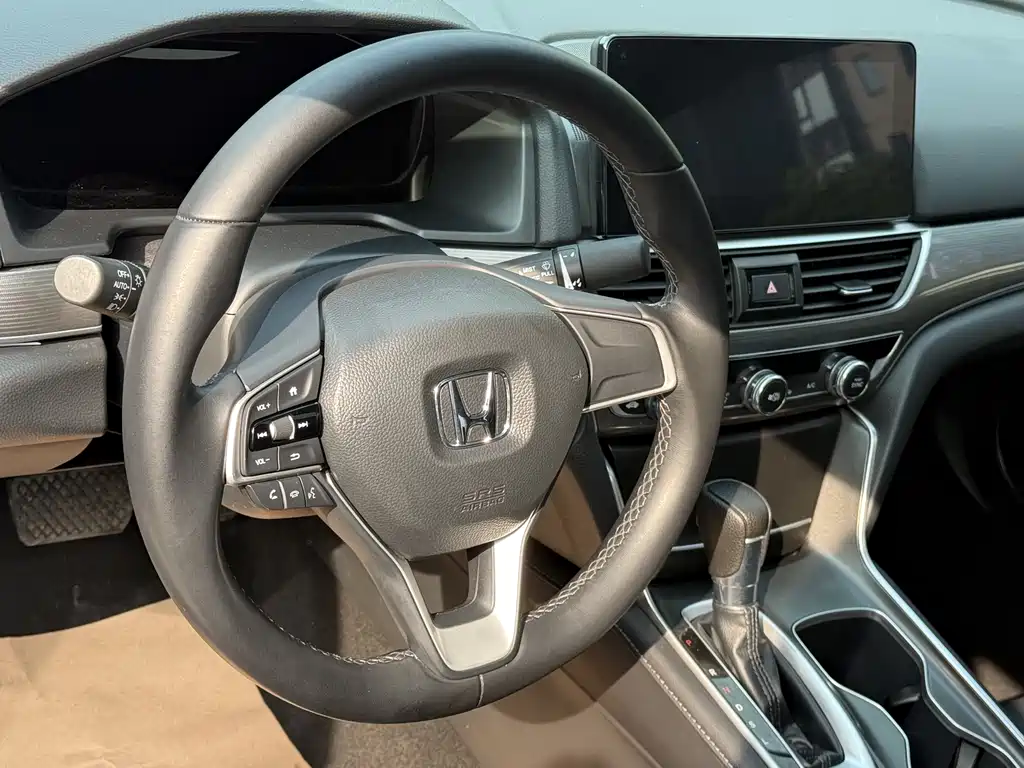 Honda Accord 2023 — фото 7