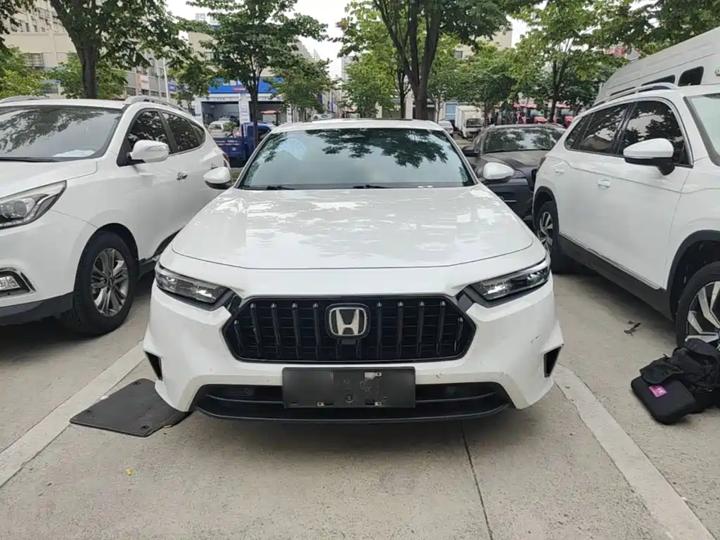 Honda Inspire 2023 — фото 3