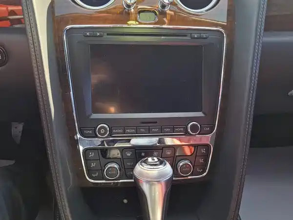 Bentley Continental 2016