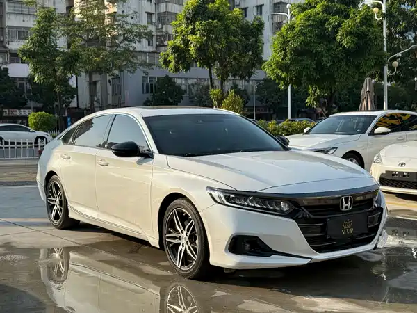 Honda Accord 2023