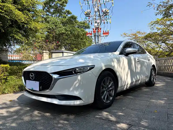 Mazda 3 Axela 2020