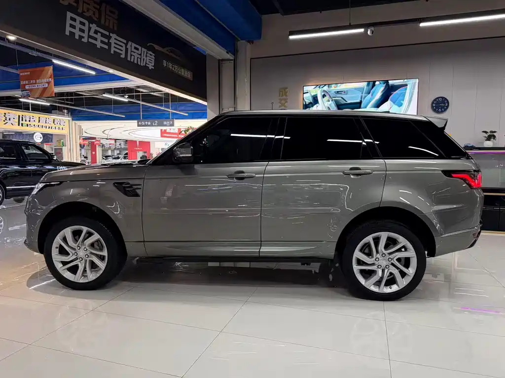 Land Rover Range Rover Sport 2020 — фото 7
