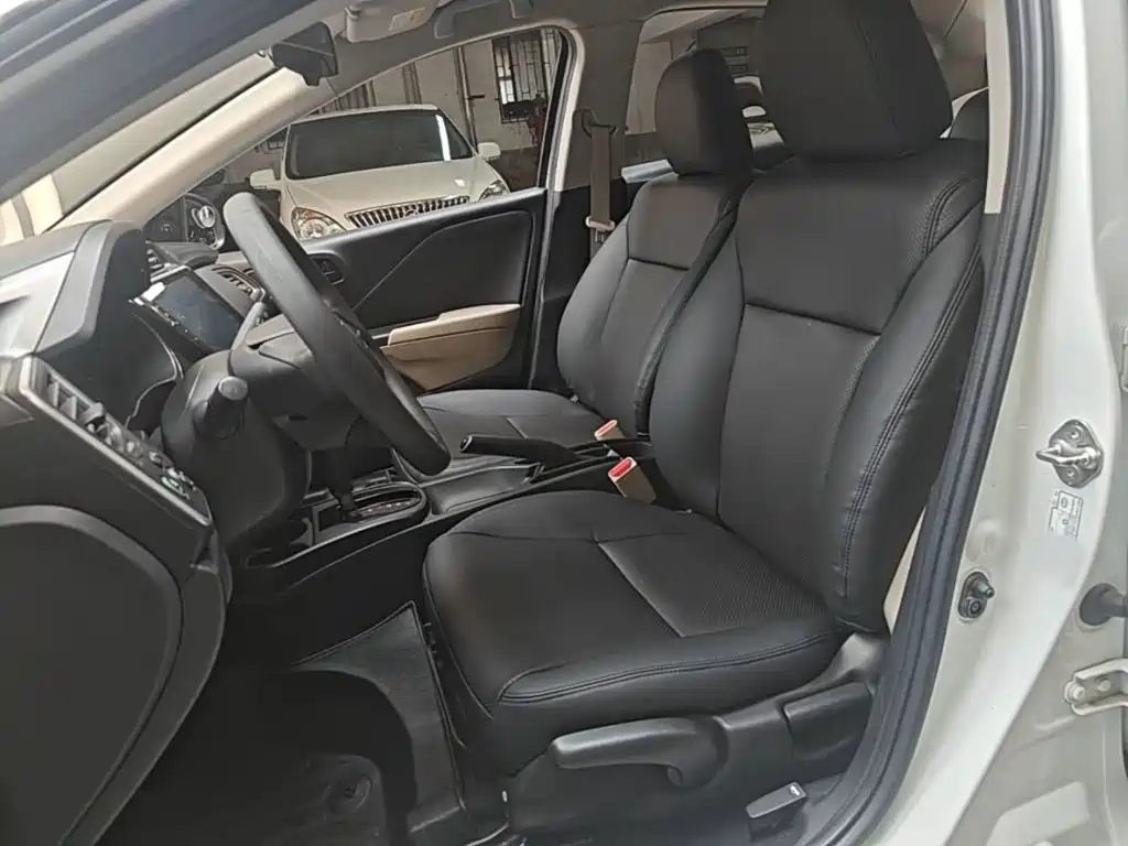 Honda City 2018 — фото 15