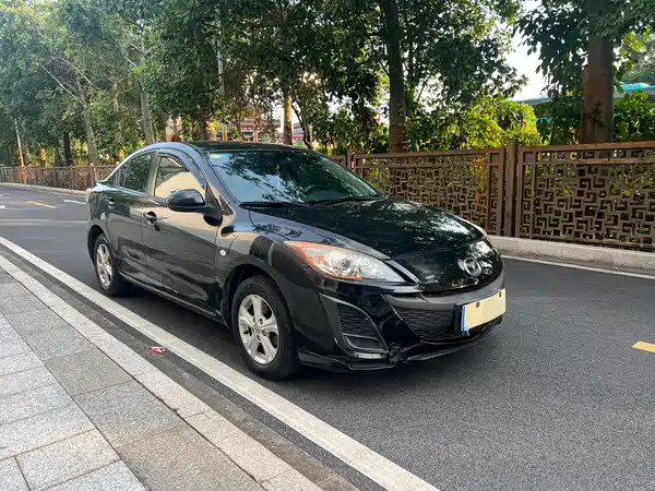 Mazda 3 Xingcheng 2012