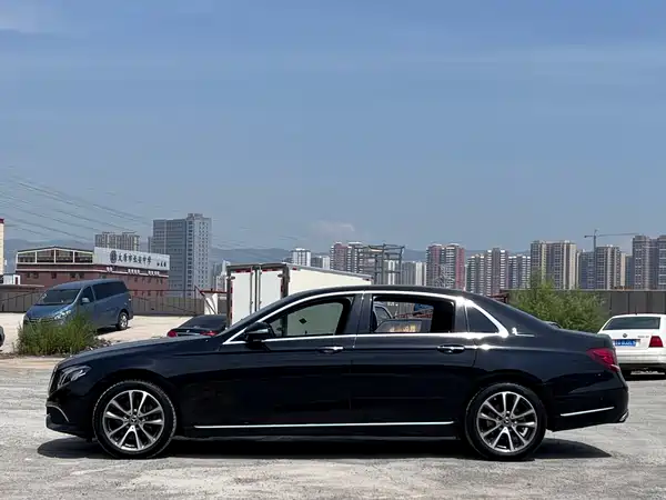 Mercedes-Benz E-Class 2017
