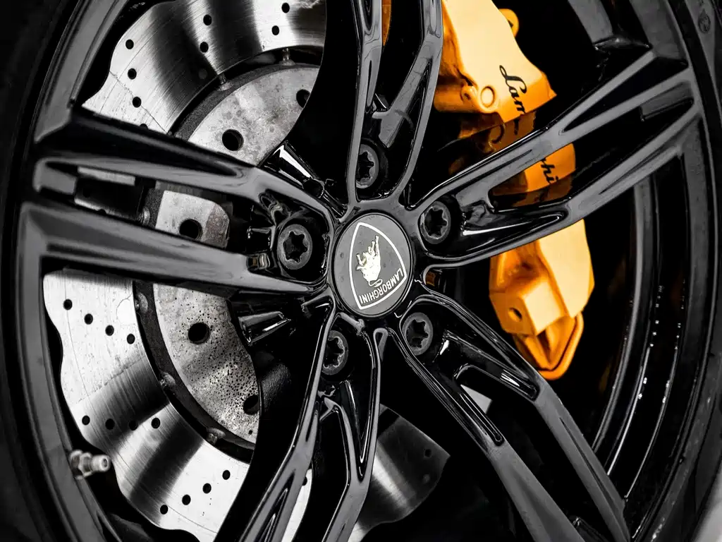 Lamborghini Huracan 2021 — фото 10