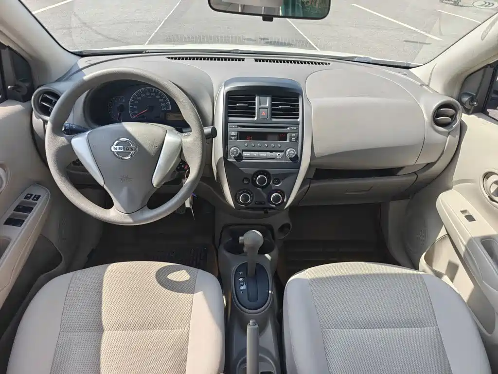 Nissan Sunny 2014 — фото 21