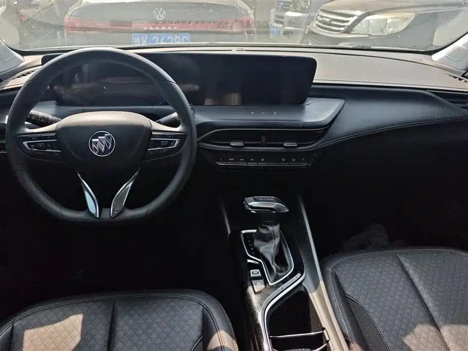 Buick Verano 2023 — фото 12