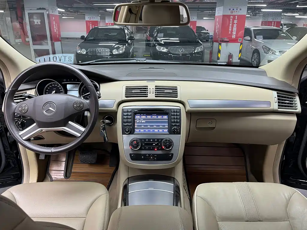 Mercedes-Benz R-Class 2014 — фото 14