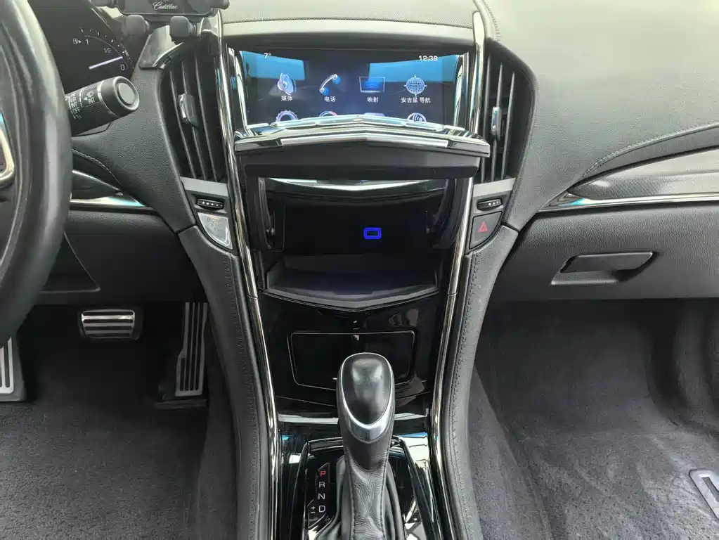Cadillac ATS-L 2019 — фото 16
