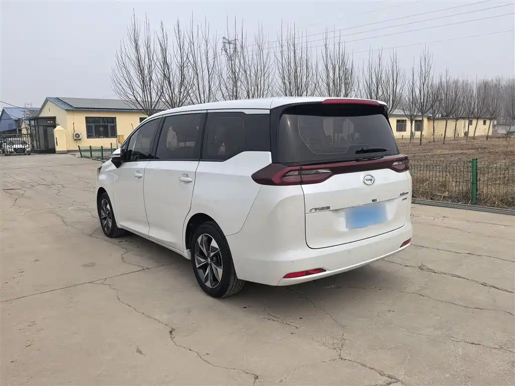 GAC Motor Trumpchi M6 2023 — фото 10