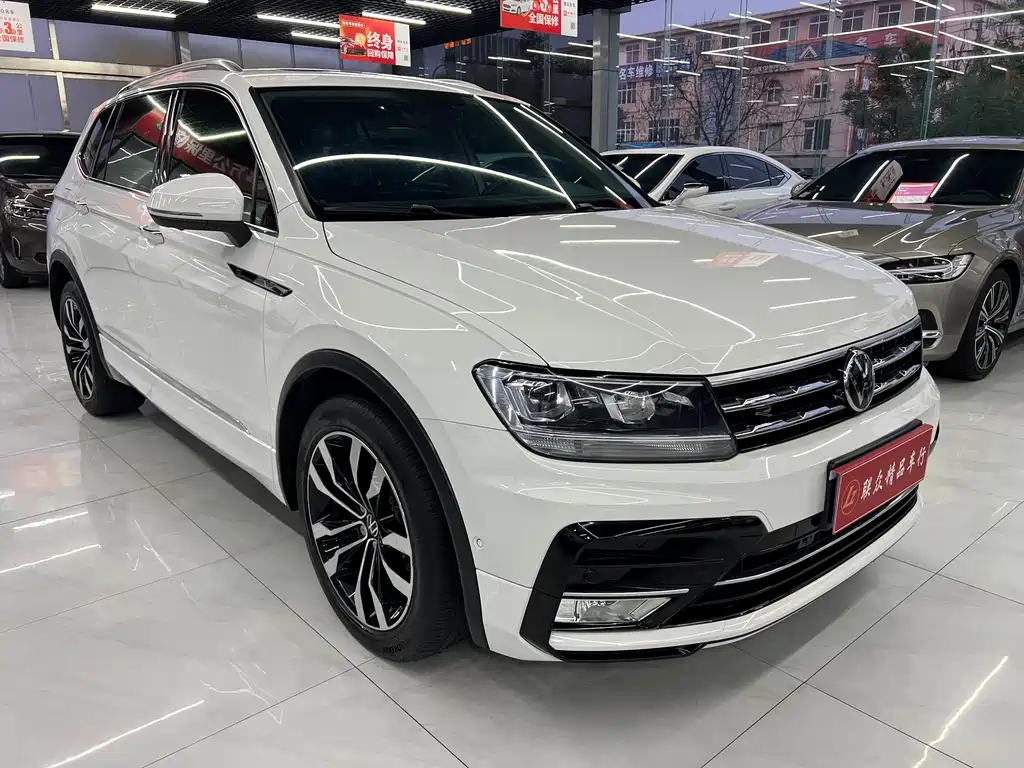 Volkswagen Tiguan L 2021