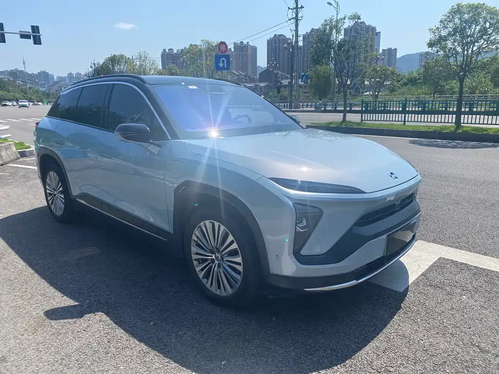 NIO ES6 2020