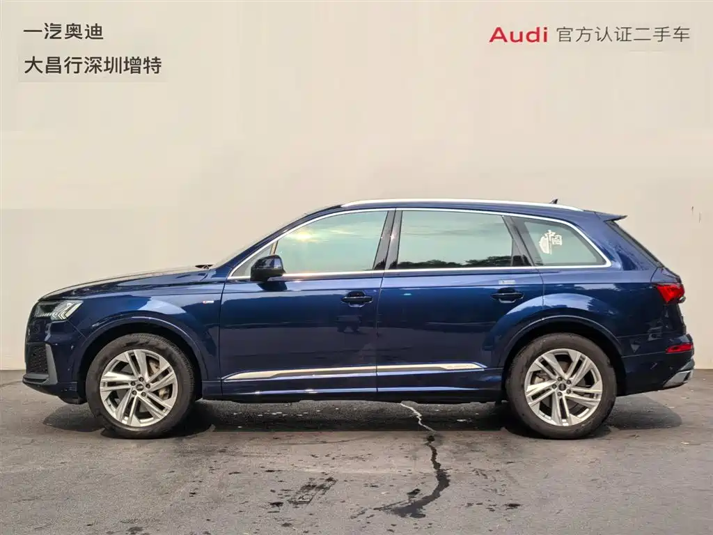 Audi Q7 2021 — фото 6